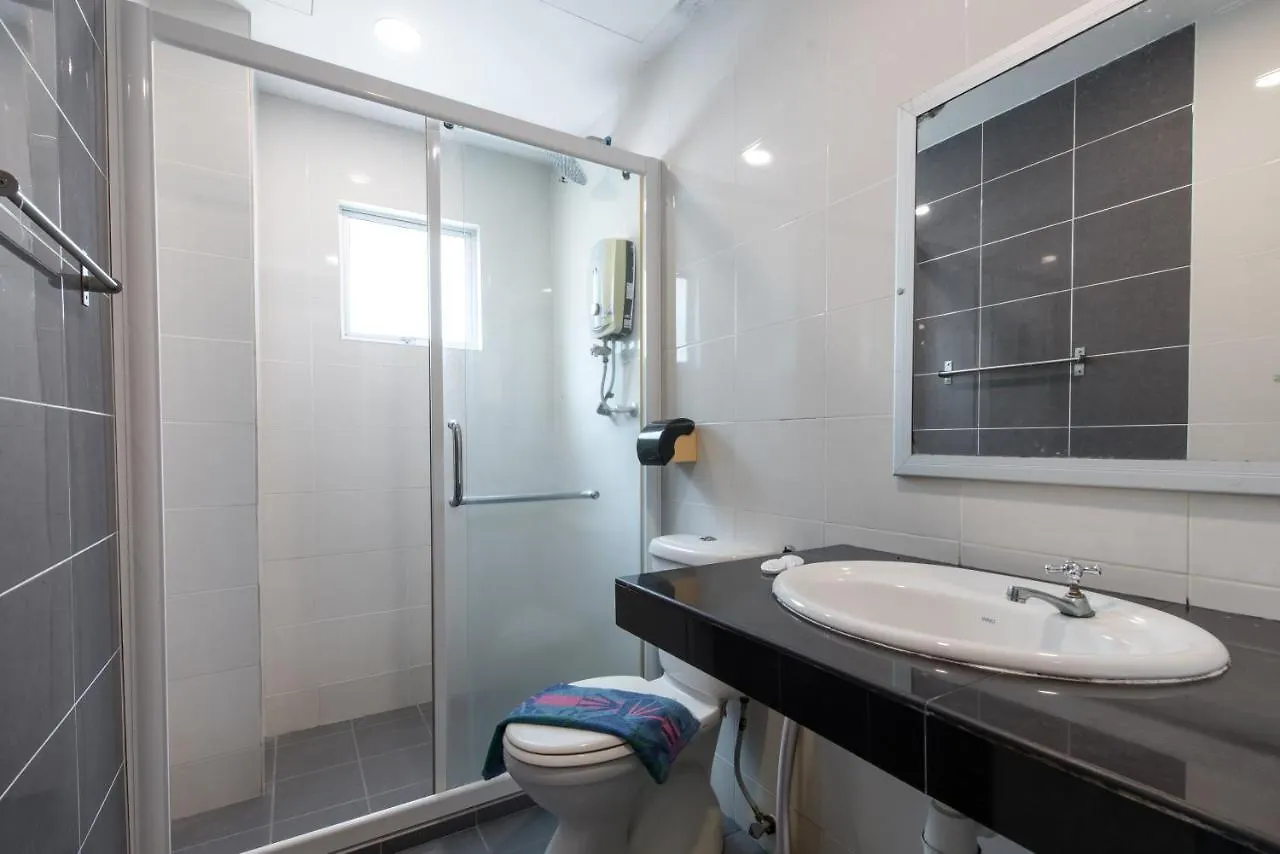 Hollitel Hotel Malacca 2*,  Malaysia